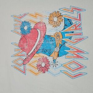 EIGHTY EIGHT 88 LONG LIVE COWGIRLS  CUFFED SLEEVES CREAM GRAPHIC TEE-SHI…